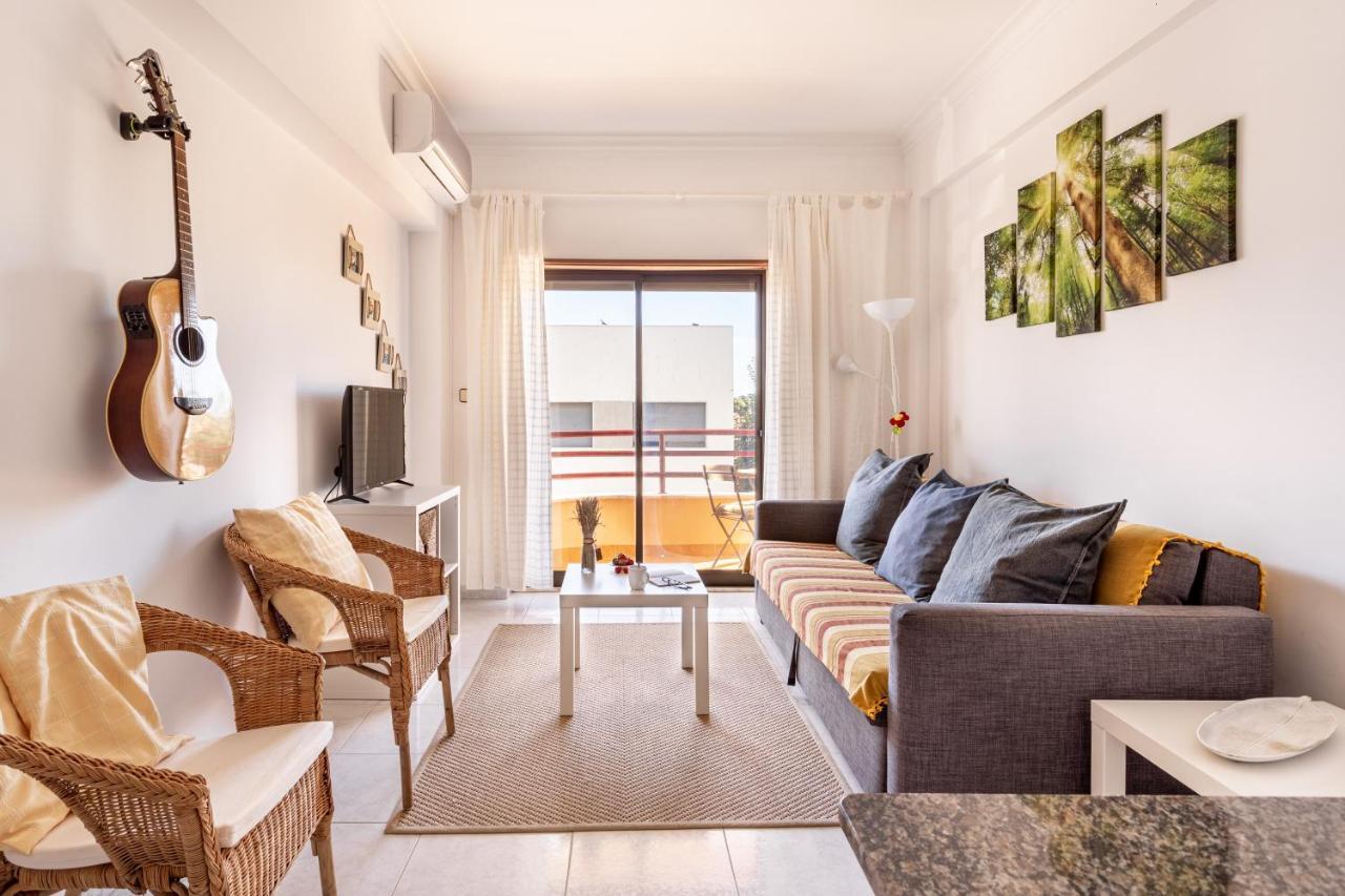 Joivy Deluxe Apt With Terrace In Costa Da Caprica Costa da Caparica Dış mekan fotoğraf